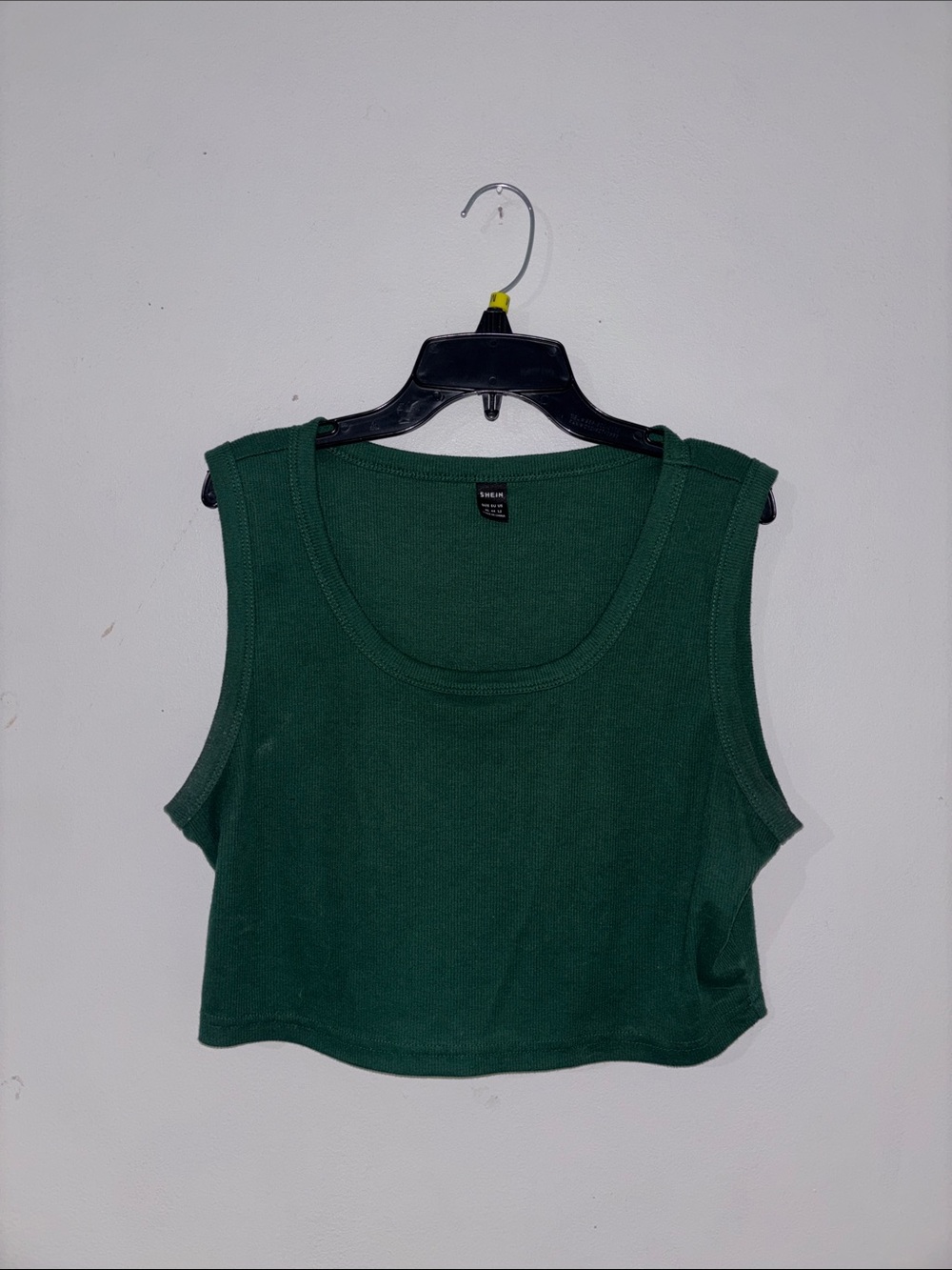 SHEIN Dark Green Ribbed Scoop Neck Crop Tank